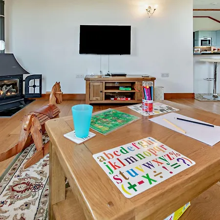 2 Bed In Sennen 41427 Holiday home