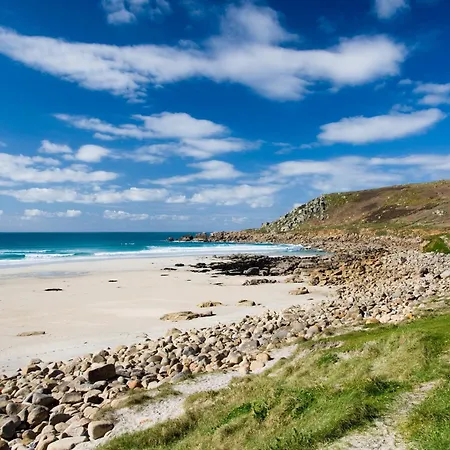 2 Bed In Sennen 41427 Holiday home